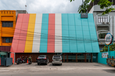 Exterior & Views, Sans Hotel Finest Medan, Medan