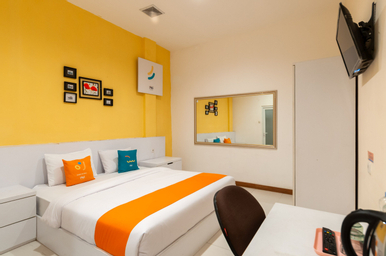 Bedroom 3, Sans Hotel Finest Medan, Medan