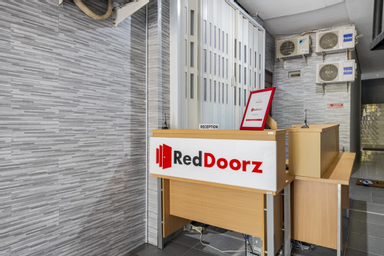 Public Area 2, RedDoorz @ Jemursari Surabaya 2, Surabaya