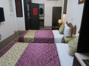 Bedroom 2, Shuitou Inn II, Kinmen