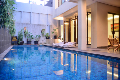 Sport & Beauty 3, Permai 1 Villa 3BR with private pool, Bandung