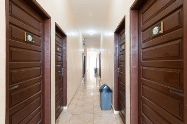 Public Area 2, Urbanview Hotel Nisura Homestay Medan, Medan