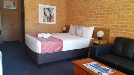 Bedroom 10