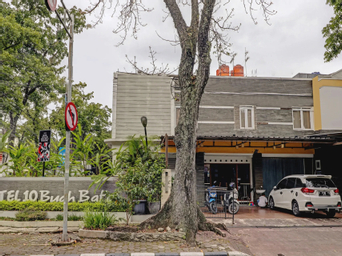 Exterior & Views, Hotel Sepuluh Buah Batu, Bandung