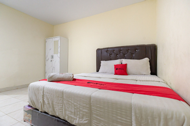 Bedroom 1, RedDoorz @ Medan Johor 2, Medan