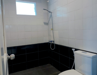 Kamar Keluarga Double atau Twin - Pemandangan Gunung