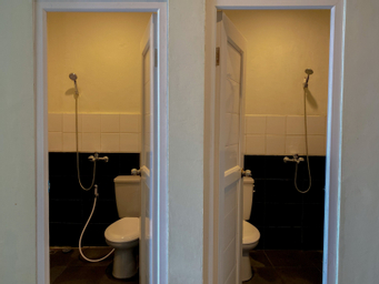 Kamar Keluarga Double atau Twin - Pemandangan Gunung