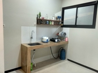 Dining Room 3, Phoenix Guesthouse, Surabaya
