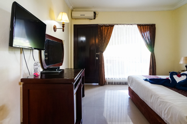 Bedroom 8