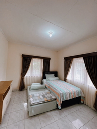 Bedroom 2, Villa Cokro Joyo 3 Tawangmangu, Karanganyar