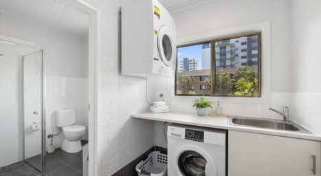 Bedroom 2, Waves Apartment, Coffs Harbour - Pt A