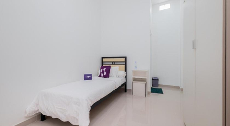 Bedroom 2, Singgahsini Ampera Raya ( Female Only), Jakarta Selatan