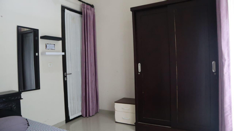 Bedroom 3, Kusuma Pinus M12 by Kusuma Estate, Malang