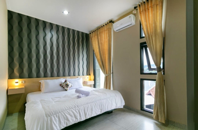 Bedroom 4, Villa Keluarga Mawar 82 Dago Resort 4BR dengan Private Pool Gazebo dan Rooftop, Bandung