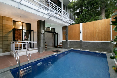 Sport & Beauty 3, Villa Keluarga Mawar 82 Dago Resort 4BR dengan Private Pool Gazebo dan Rooftop, Bandung