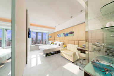 Suite Double atau Ranjang Lain - Pemandangan Kota