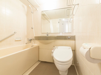 Bathroom 11
