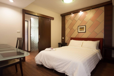Bedroom 1, Entire house - 6c-cozy 25brs3bath In Bkk Downtown Btsmrtboat, Wattana