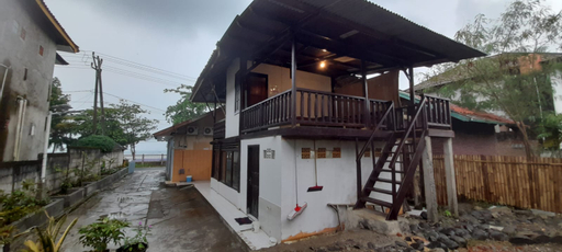 Exterior & Views, Rumah Panggung Mila Family, Sukabumi