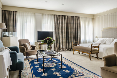 Suite - City View