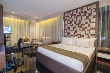 Kamar (The Residence)