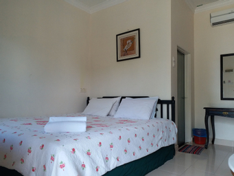 King Standard Room