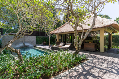 Swimming Pool 10