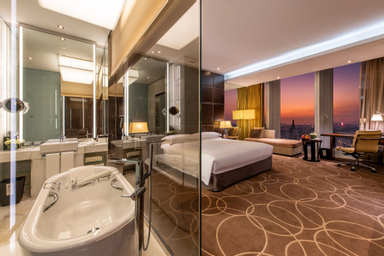 Room with King Bed
