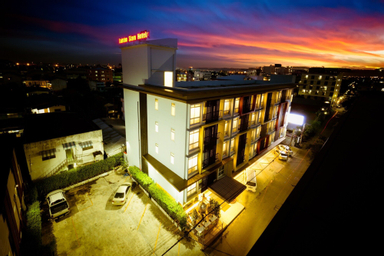 Exterior & Views, Tubtim Siam Suvarnabhumi Hotel, Bang Plee