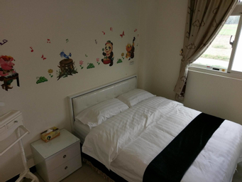 Kamar dengan Ranjang Queen