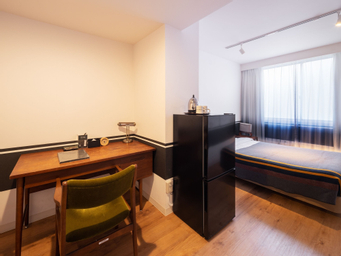 Kamar Double Ekonomi, 1 Tempat Tidur Twin Besar (Shared Bathroom)