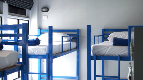 Kamar Keluarga, kamar mandi umum