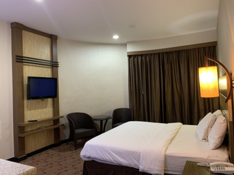 Room with King Bed
