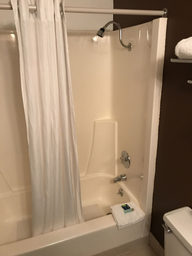 Kamar Standard Queen - Pemandangan Sungai