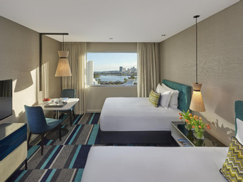 Bedroom 3, Crown Promenade Perth Hotel, Victoria Park