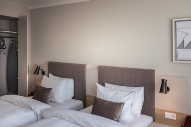 Single Standard Room