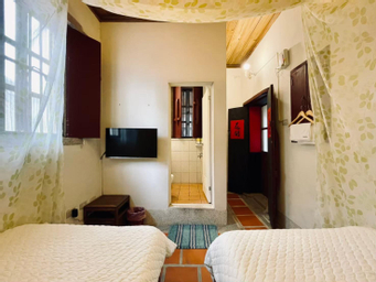 Bedroom 2, Hotel Iris, Kinmen