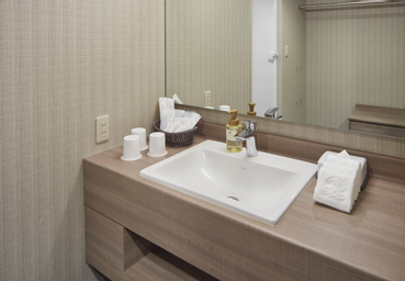 Bathroom 7