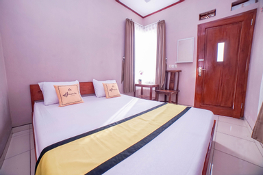 Bedroom 2, Rumah Nenek Syariah by My Hospitality, Karanganyar