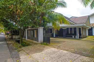 Exterior & Views 1, OYO 92314 De Coco Guesthouse (tutup sementara), Medan