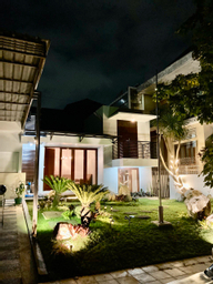 Exterior & Views 1, Derumah 35, Malang