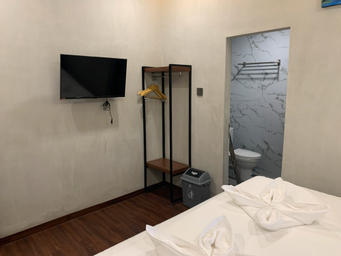 Bedroom 2, Travel Biz Hotel, Medan