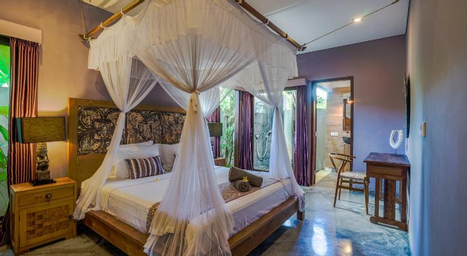 Bedroom 4, Villa Kuda Jaya, Sumptuous 4BR Private Villa between Canggu & Seminyak, Badung