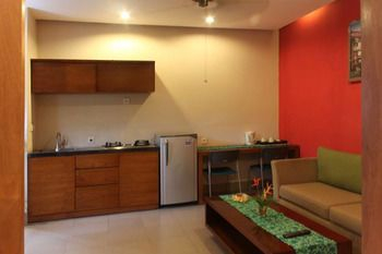 Dining Room 2