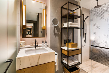 Bathroom 12