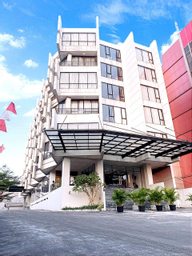 Exterior & Views 1, Hotel Rivoli Senen Jakarta, Central Jakarta