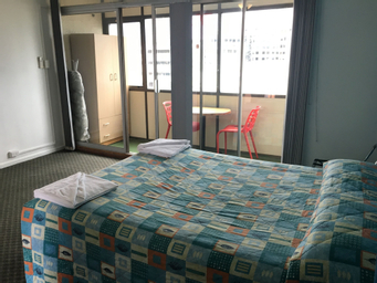 Bedroom 4, Mountway Holiday Apartments, Perth