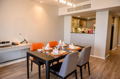 Two-Bedroom Premier Apartment