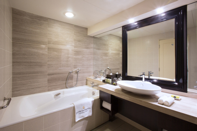 Bathroom 3