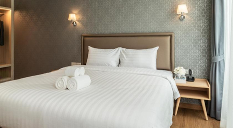 Bedroom 2, Lucky Hotel Bangkok, Sukhumvit 26, Khlong Toey